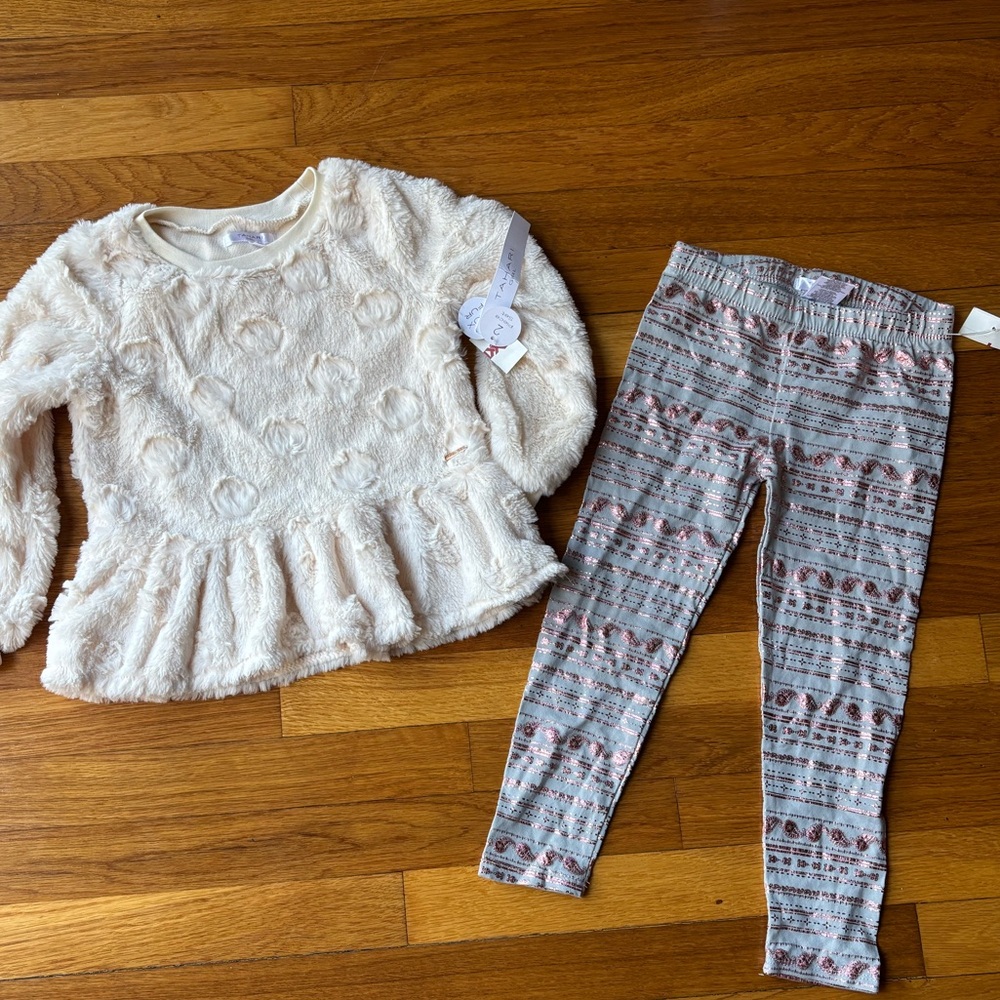 Tahari 2 pc set Cream Fuzzy Sweater with leggings